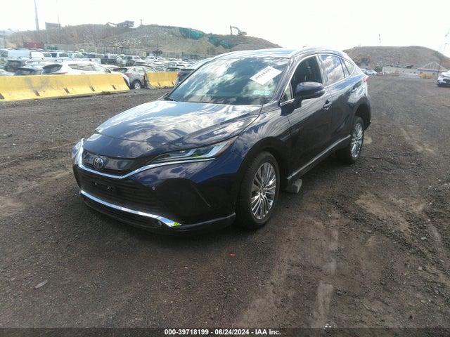 Toyota Venza Limited 2023 JTEAAAAH1PJ132762 Image 2