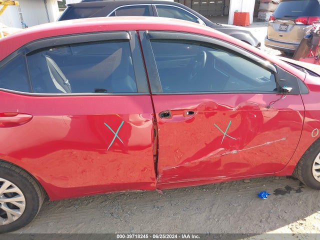 Toyota COROLLA LE 2018 2T1BURHE4JC049615 Image 13