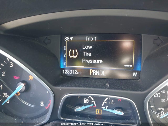 Ford FOCUS SE 2017 1FADP3K22HL216624 Image 7