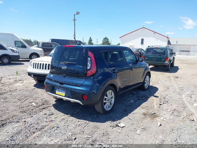 KIA SOUL + 2017 KNDJP3A56H7481936 Image 4
