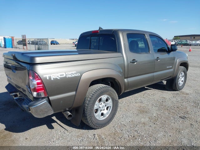 Toyota Tacoma Prerunner V6 2014 3TMJU4GN6EM167954 Image 4