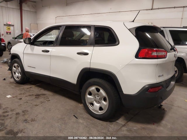 1C4PJMAB3FW594205 Jeep Cherokee Sport