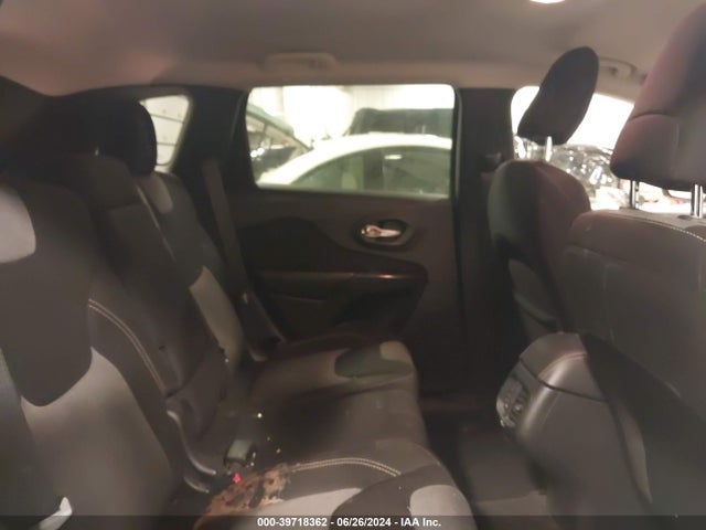1C4PJMAB3FW594205 Jeep Cherokee Sport