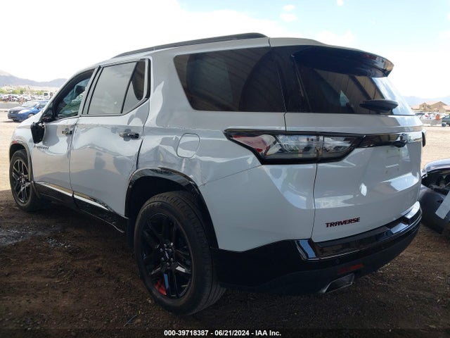 Chevrolet Traverse Premier 2018 1GNERKKW3JJ247119 Image 3