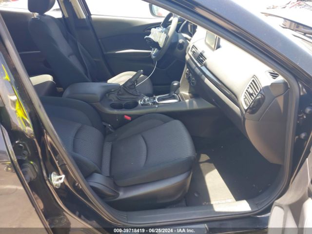 JM1BM1U79G1338706 Mazda Mazda3 I Sport