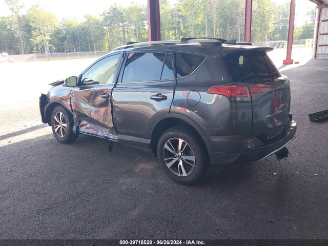 Toyota Rav4 Xle 2016 JTMRFREVXGD197339 Image 3