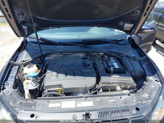 1VWBV7A39FC038536 Volkswagen Passat 2.0l Tdi Se