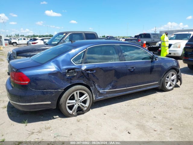 1VWBV7A39FC038536 Volkswagen Passat 2.0l Tdi Se