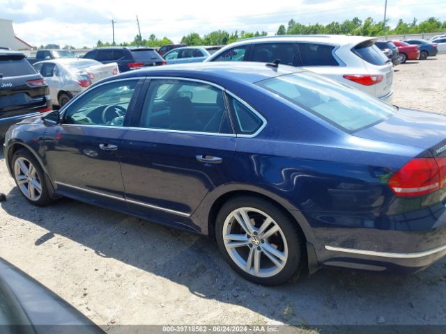 1VWBV7A39FC038536 Volkswagen Passat 2.0l Tdi Se