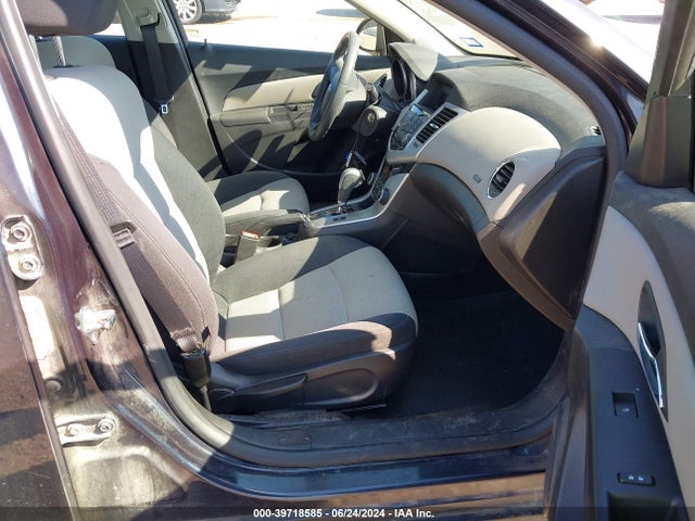 Chevrolet Cruze Ls Auto 2015 1G1PA5SH5F7271432 Image 17