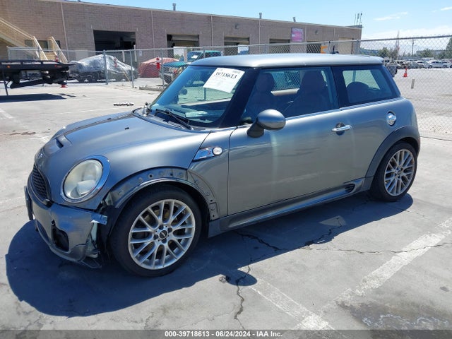 2008 MINI COOPER S WMWMF73578TV38279 Photo 1