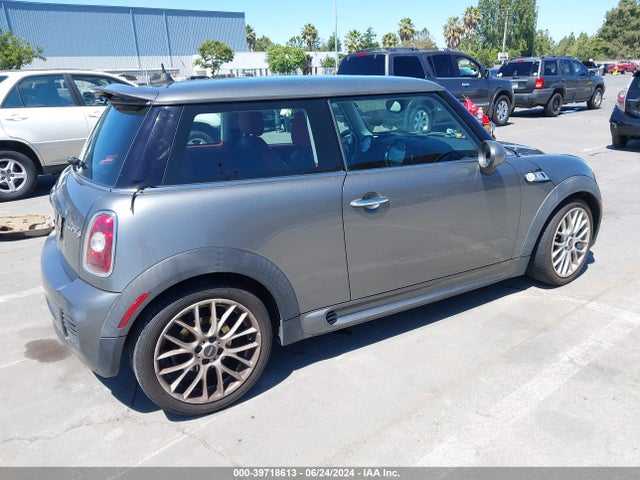 2008 MINI COOPER S WMWMF73578TV38279 Photo 3
