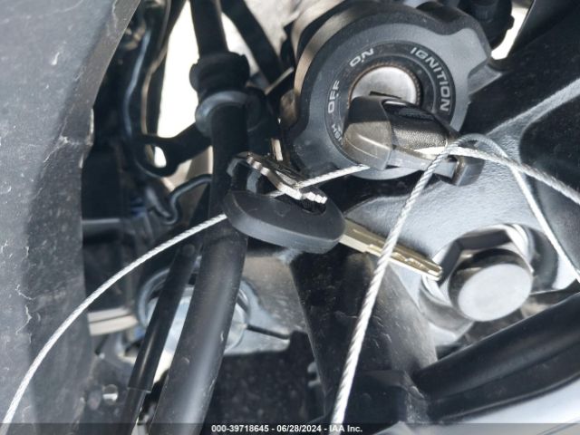 2023 HONDA NC750 JH2RH091XPK200689 Photo 10