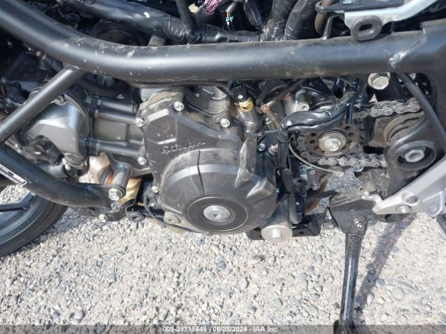 2023 HONDA NC750 JH2RH091XPK200689 Photo 8