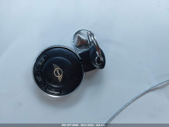 2012 MINI COOPER S WMWSV3C58CTY19129 Photo 10