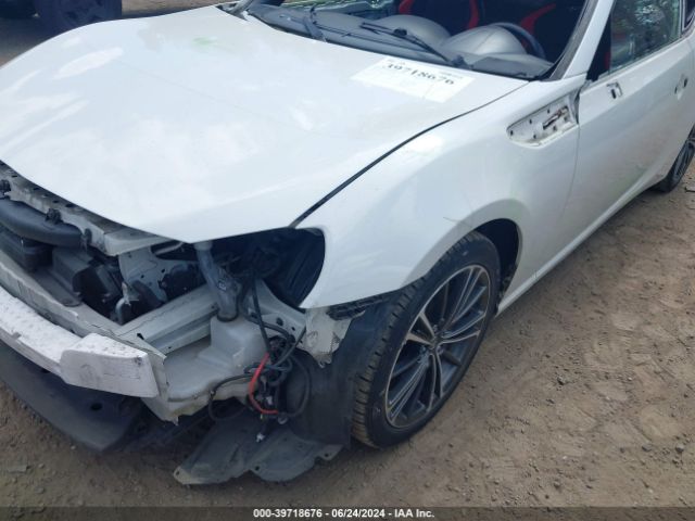 JF1ZNAA17G9704312 Scion FR-S