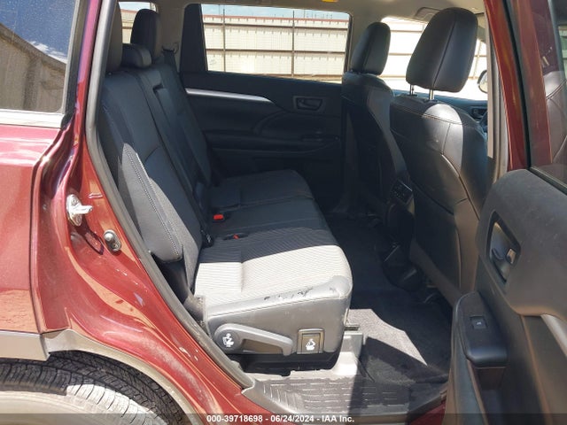 Toyota Highlander Le Plus 2019 5TDZZRFH7KS299341 Image 8
