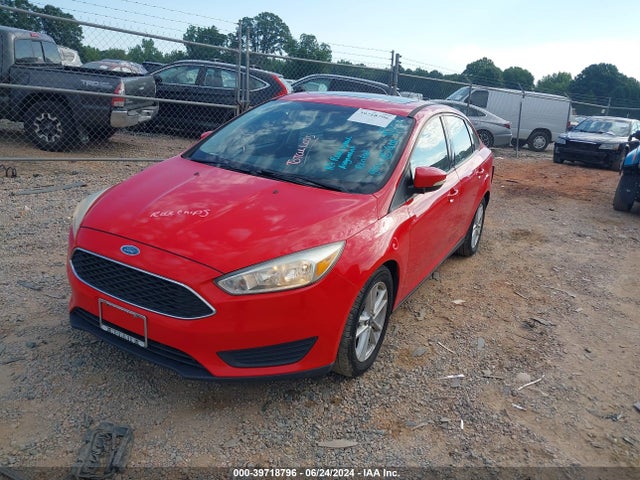 Ford FOCUS SE 2015 1FADP3F24FL263726 Image 2