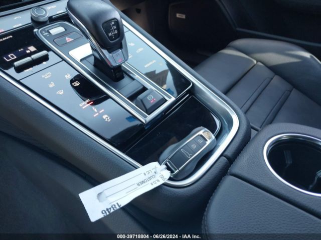 WP0AA2A71LL101818 Porsche PANAMERA 4