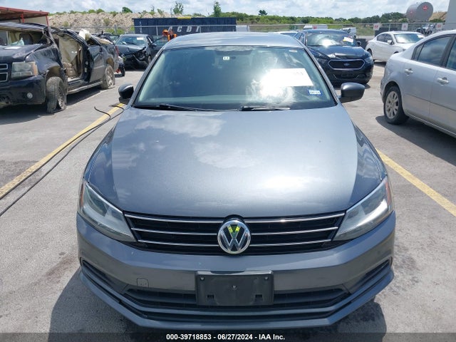 3VW2K7AJXFM417664 Volkswagen Jetta 2.0l S
