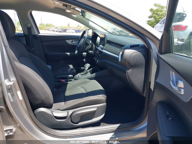 KIA Forte Lxs 2024 3KPF24AD2RE759668 Image 5