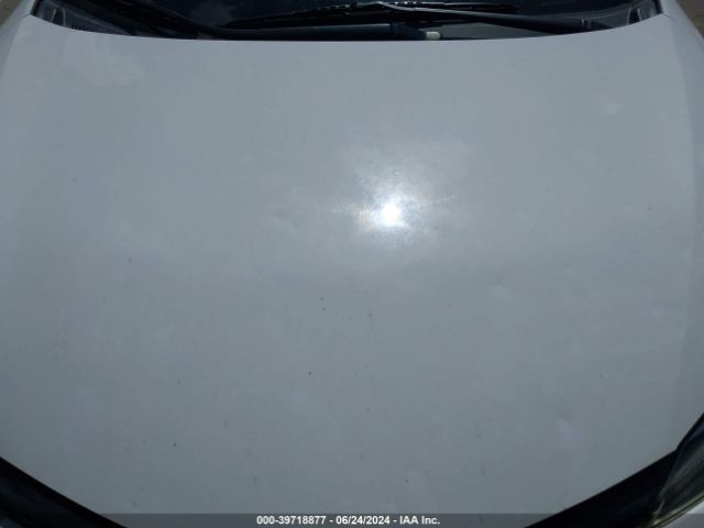 2T1BURHE9HC788960 Toyota COROLLA LE