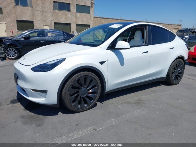 7SAYGDEF2NF407977 Tesla Model Y Performance Dual Motor All-wheel Drive