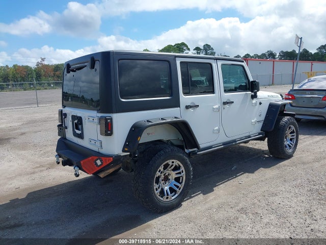 1C4HJWFG5EL324848 Jeep Wrangler Unlimited Rubicon
