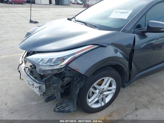 Toyota C-HR LE 2021 NMTKHMBX1MR135847 Image 6