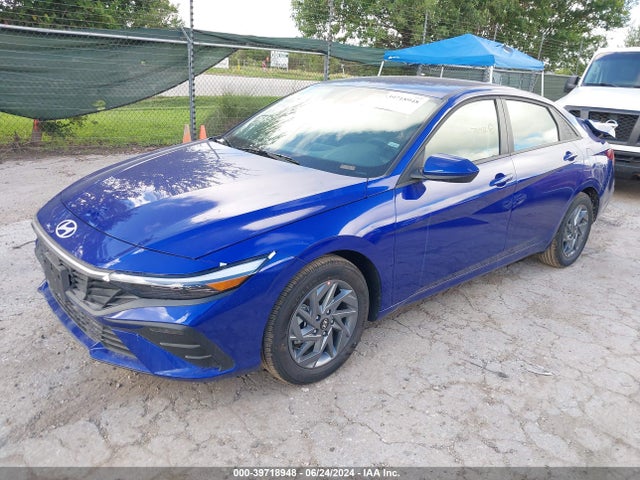 Hyundai ELANTRA SEL 2024 KMHLM4DG5RU791532 Image 2