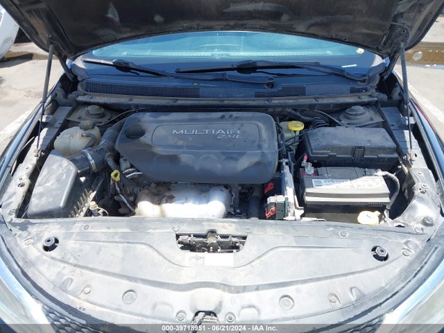 1C3CCCAB6FN536067 Chrysler 200 Limited
