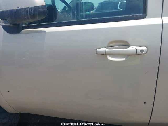 Aukcja sprzedaży 2012 Chevrolet Tahoe Ls, vin: 1GNSKAE05CR285027, numer aukcji: 39718966