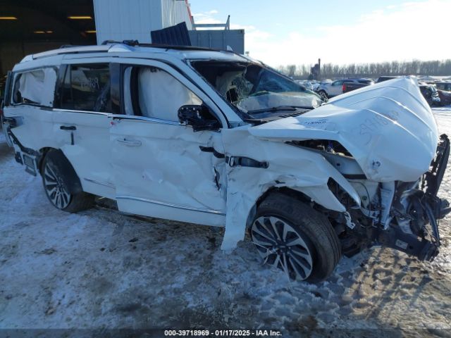 5LMJJ2LT5NEL18119 Lincoln Navigator Reserve