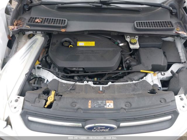 1FMCU9GX5GUC29281 Ford ESCAPE SE