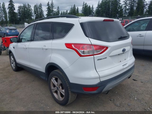 1FMCU9GX5GUC29281 Ford ESCAPE SE