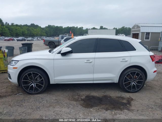 WA1BNAFY3J2079869 Audi Q5 2.0t Premium/2.0t Tech Premium