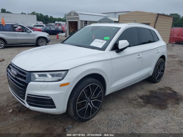 WA1BNAFY3J2079869 Audi Q5 2.0t Premium/2.0t Tech Premium