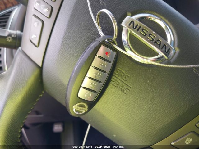 JN8AY2NC6KX510315 Nissan Armada Sl