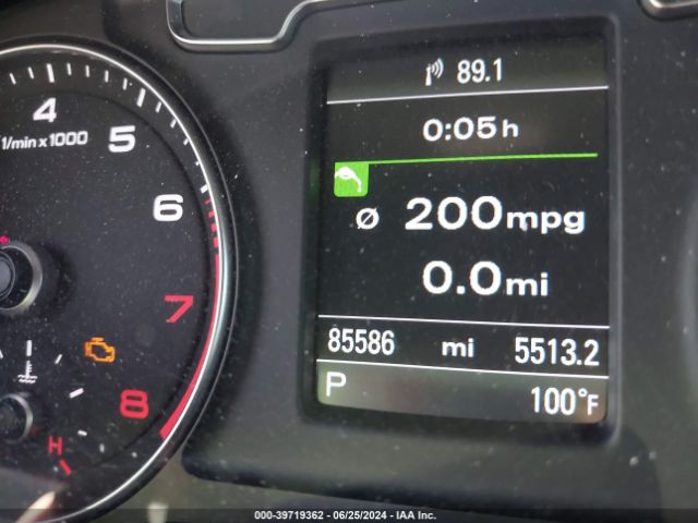 WA1JCCFS2JR003334 Audi Q3 2.0t Premium/2.0t Sport Premium