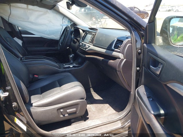 Toyota Highlander Xle 2017 5TDKZRFH6HS512872 Image 5