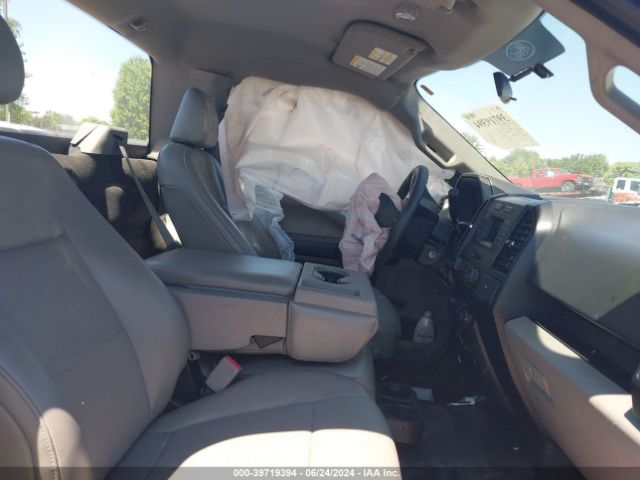 1FTMF1C83GKD04932 Ford F-150 Xl