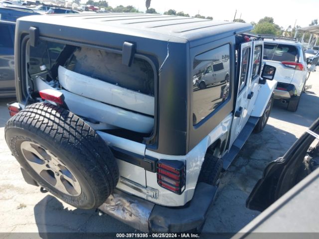 1C4HJWEG8JL938515 Jeep Wrangler Jk Unlimited Sahara 4x4