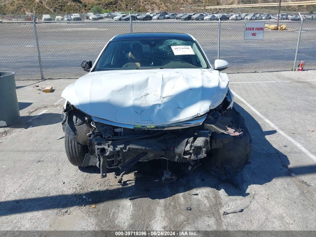 3VWE57BU4KM004565 Volkswagen Jetta 1.4t Sel