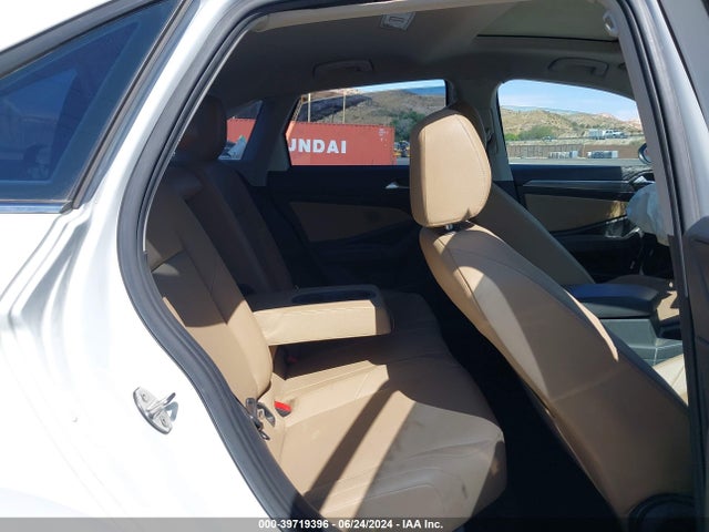 3VWE57BU4KM004565 Volkswagen Jetta 1.4t Sel