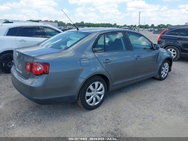 39719405 :رقم المزاد ، 3VWJZ7AJ3AM099581 vin ، 2010 Volkswagen Jetta S مزاد بيع