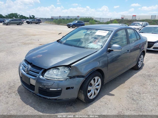 39719405 :رقم المزاد ، 3VWJZ7AJ3AM099581 vin ، 2010 Volkswagen Jetta S مزاد بيع