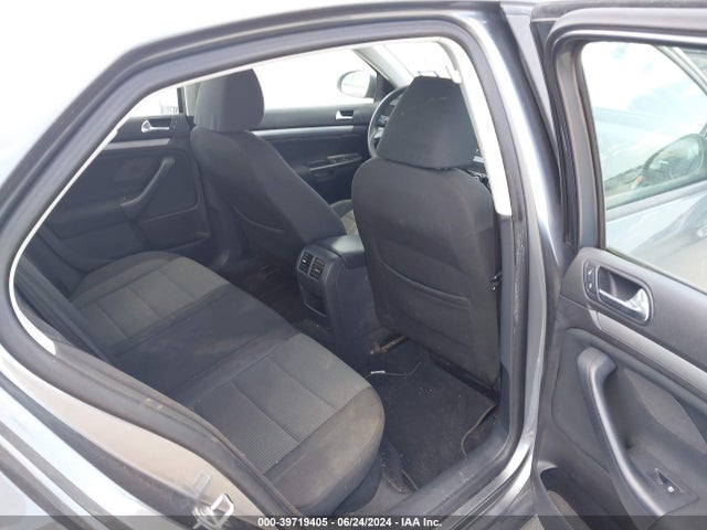 39719405 :رقم المزاد ، 3VWJZ7AJ3AM099581 vin ، 2010 Volkswagen Jetta S مزاد بيع