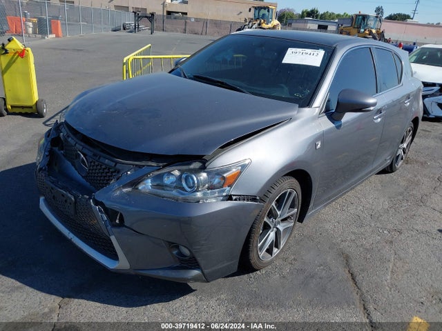 Lexus CT 200H 2015 JTHKD5BH4F2245554 Image 2