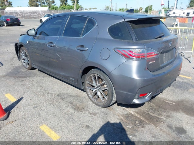 Lexus CT 200H 2015 JTHKD5BH4F2245554 Image 3