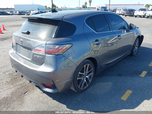 Lexus CT 200H 2015 JTHKD5BH4F2245554 Image 4